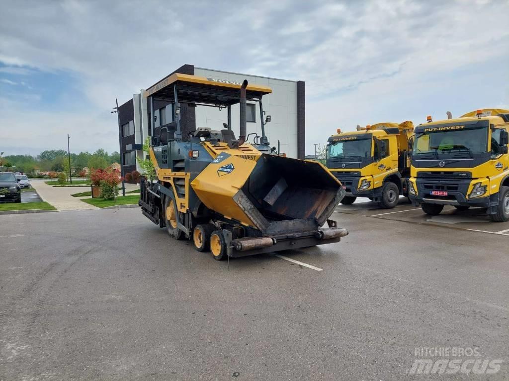 Volvo ABG 6870 معدات السفلتة