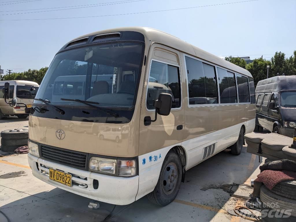 Toyota Coaster Bus حافلة صغيرة