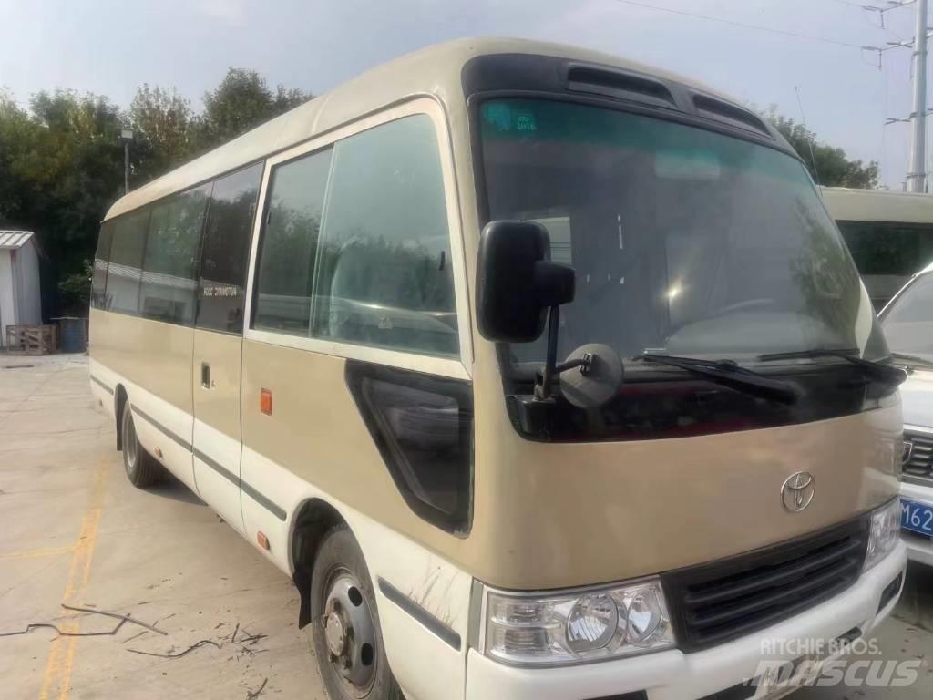 Toyota Coaster حافلة داخل المدينة