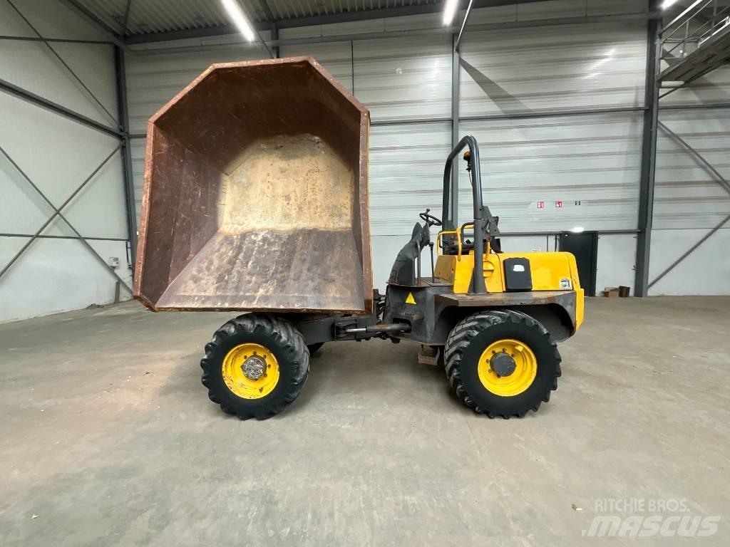 Ausa D 600 APG عربات نقل قلابة للمواقع