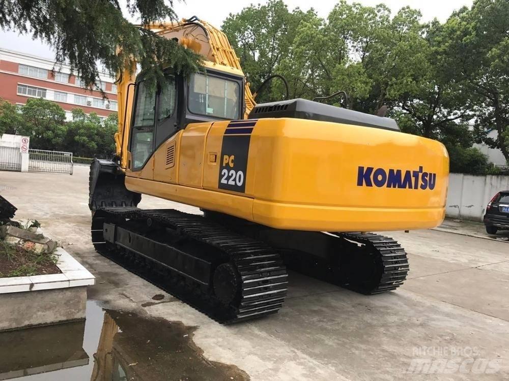 Komatsu pc220-7 حفارات زحافة