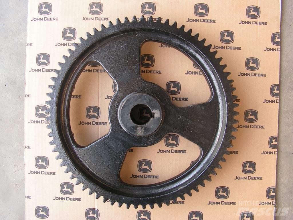 John Deere 618 R رؤوس الحصادات الدراسات