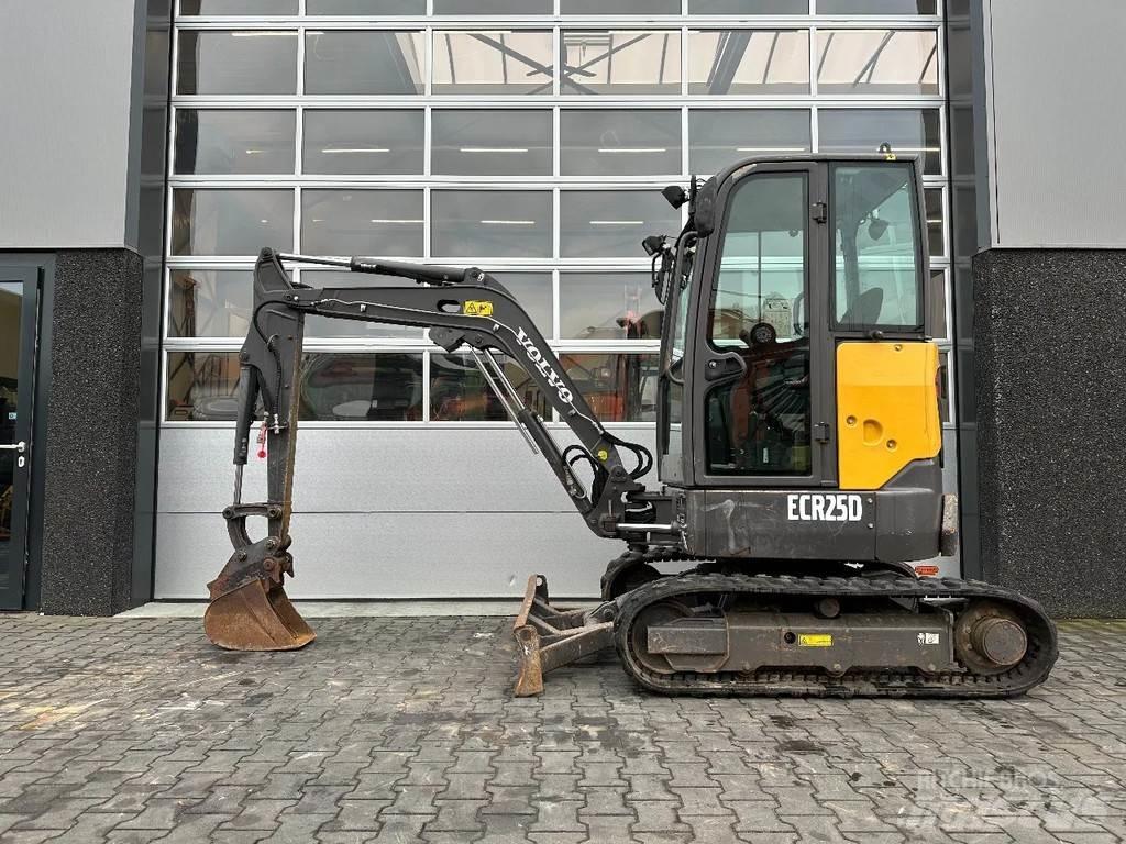 Volvo ECR25D حفارات صغيرة أقل من 7 طن (حفارات صغيرة)