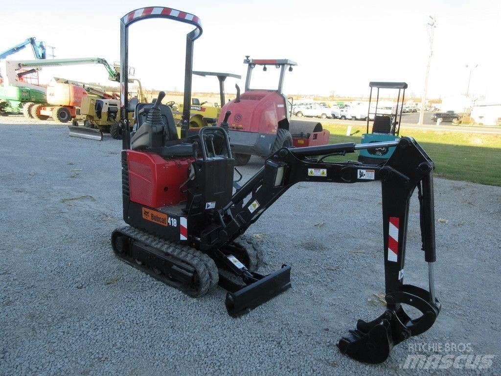 Bobcat® 418 حفارات صغيرة أقل من 7 طن (حفارات صغيرة)