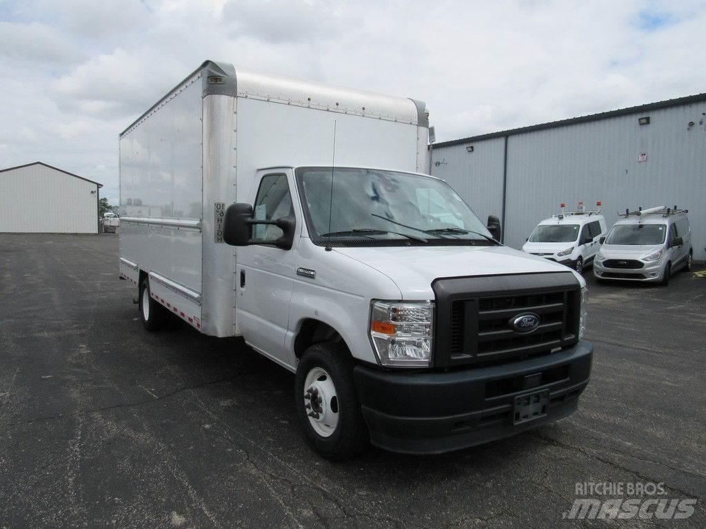 Ford E-350 شاحنات ذات هيكل صندوقي