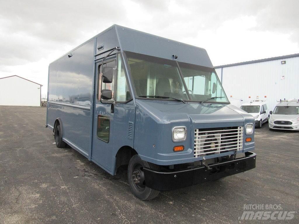 Ford E-450 شاحنات ذات هيكل صندوقي