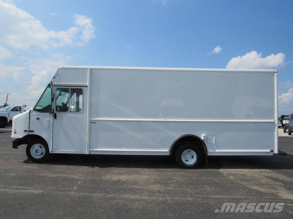 Ford E-450 شاحنات ذات هيكل صندوقي