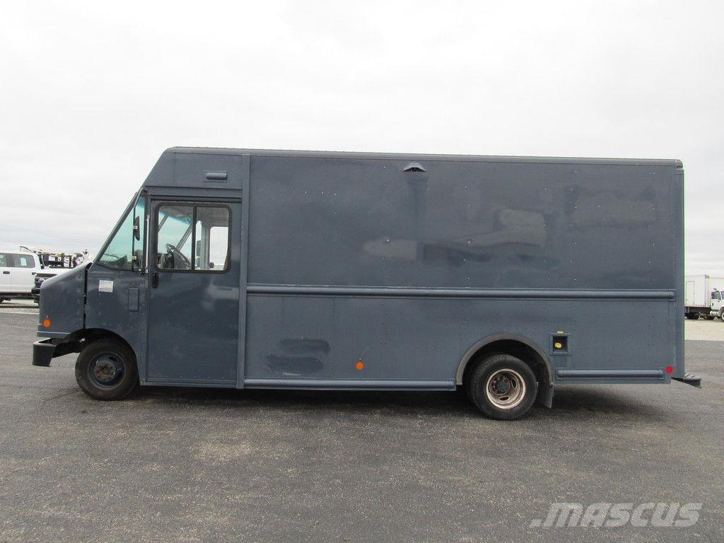 Ford E-450 شاحنات ذات هيكل صندوقي
