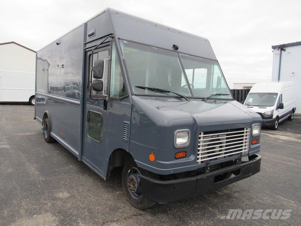 Ford E-450 شاحنات ذات هيكل صندوقي