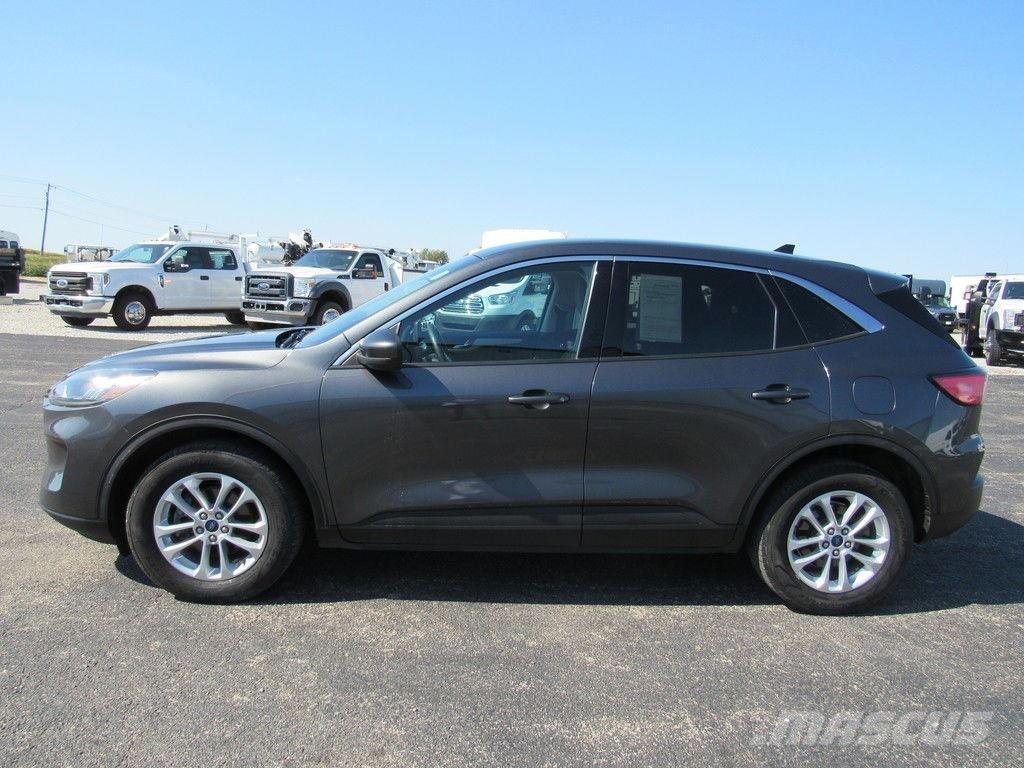 Ford Escape SE سيارات