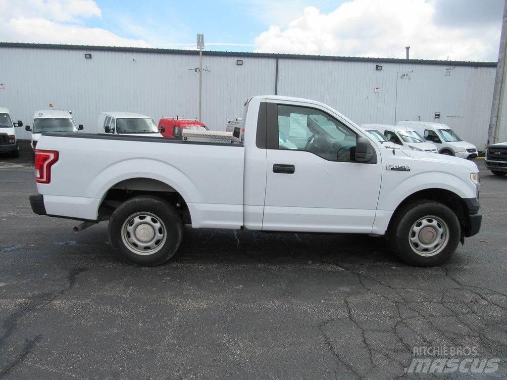 Ford F-150 شاحنات خفيفة/مفصلية الجوانب