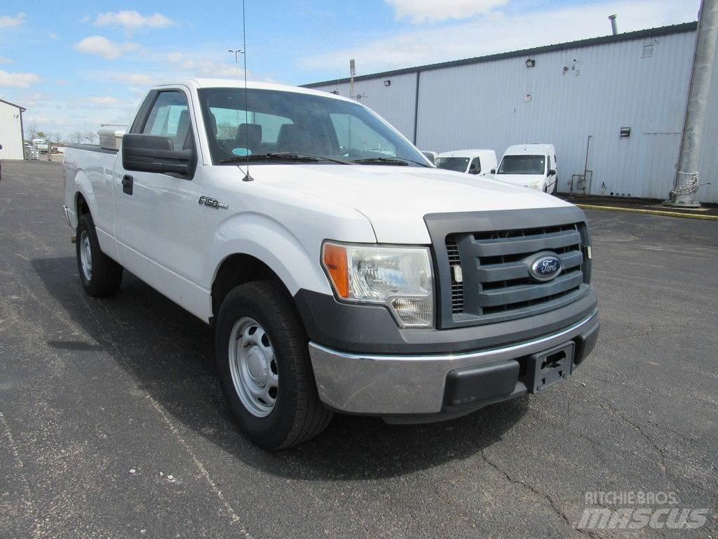 Ford F-150 شاحنات خفيفة/مفصلية الجوانب