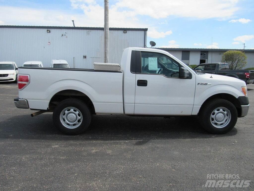 Ford F-150 شاحنات خفيفة/مفصلية الجوانب