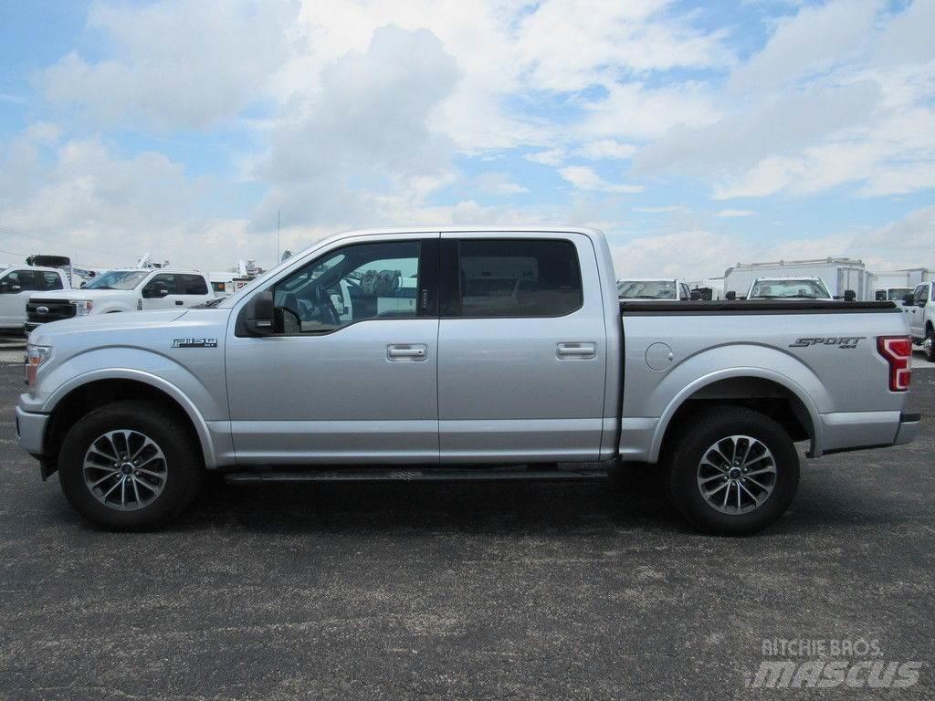 Ford F-150 شاحنات خفيفة/مفصلية الجوانب