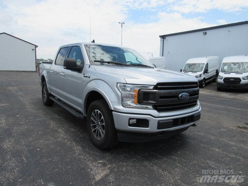Ford F-150 شاحنات خفيفة/مفصلية الجوانب
