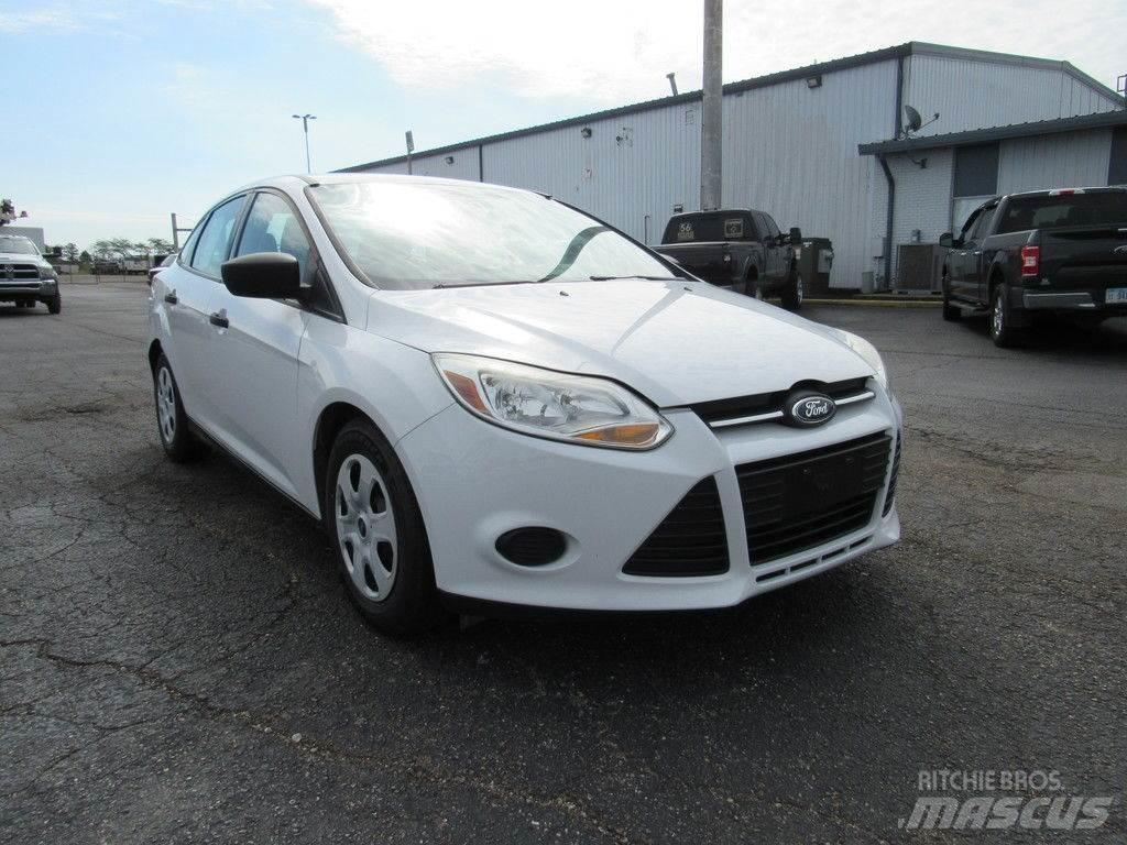 Ford Focus سيارات