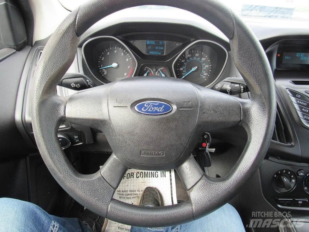 Ford Focus سيارات