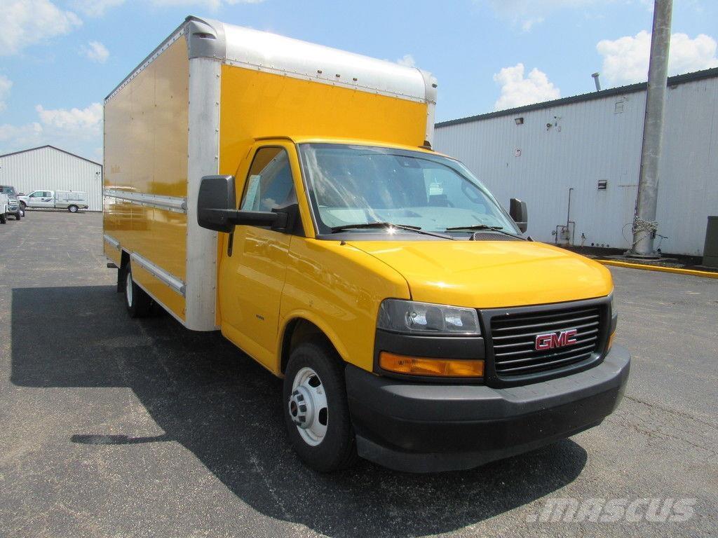 GMC Savana 3500 شاحنات ذات هيكل صندوقي