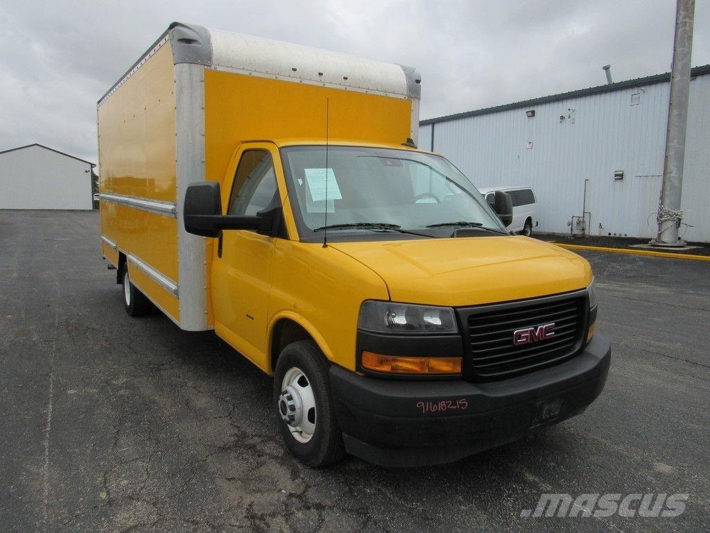 GMC Savana 3500 شاحنات ذات هيكل صندوقي