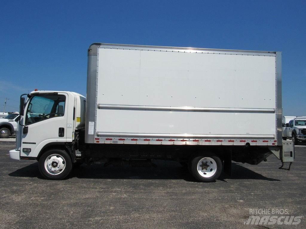 Isuzu NPR شاحنات ذات هيكل صندوقي