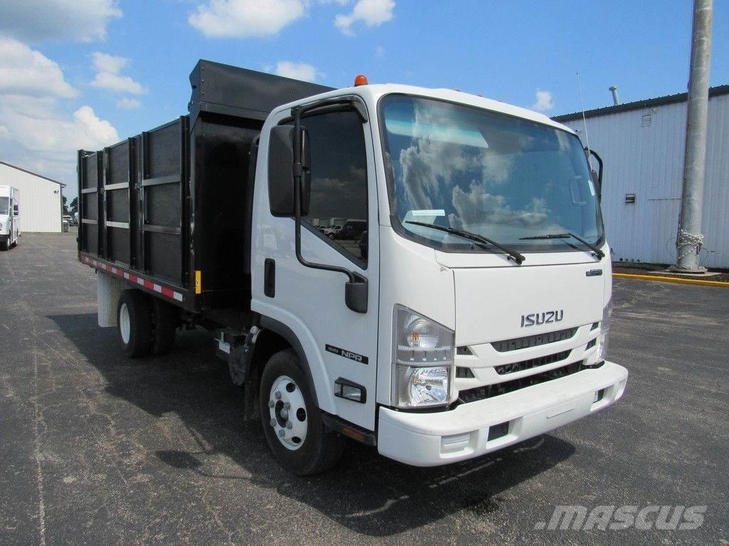 Isuzu NPR شاحنات قلابة
