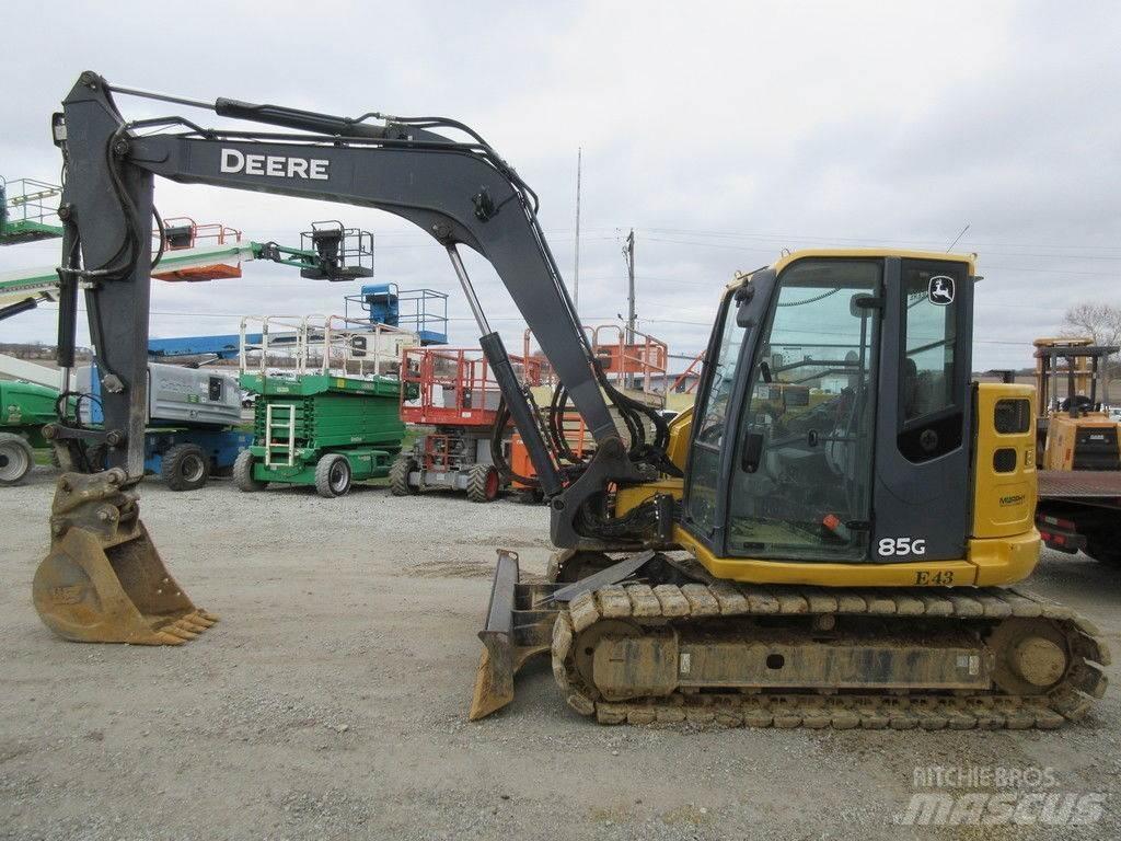 John Deere 85G حفارات وسط 7 طن - 12 طن