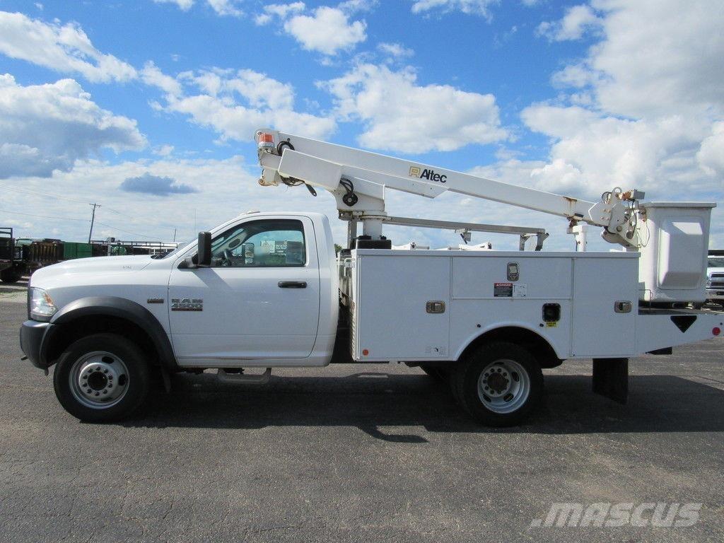 RAM 4500 المنصات الهوائية المثبتة على شاحنة