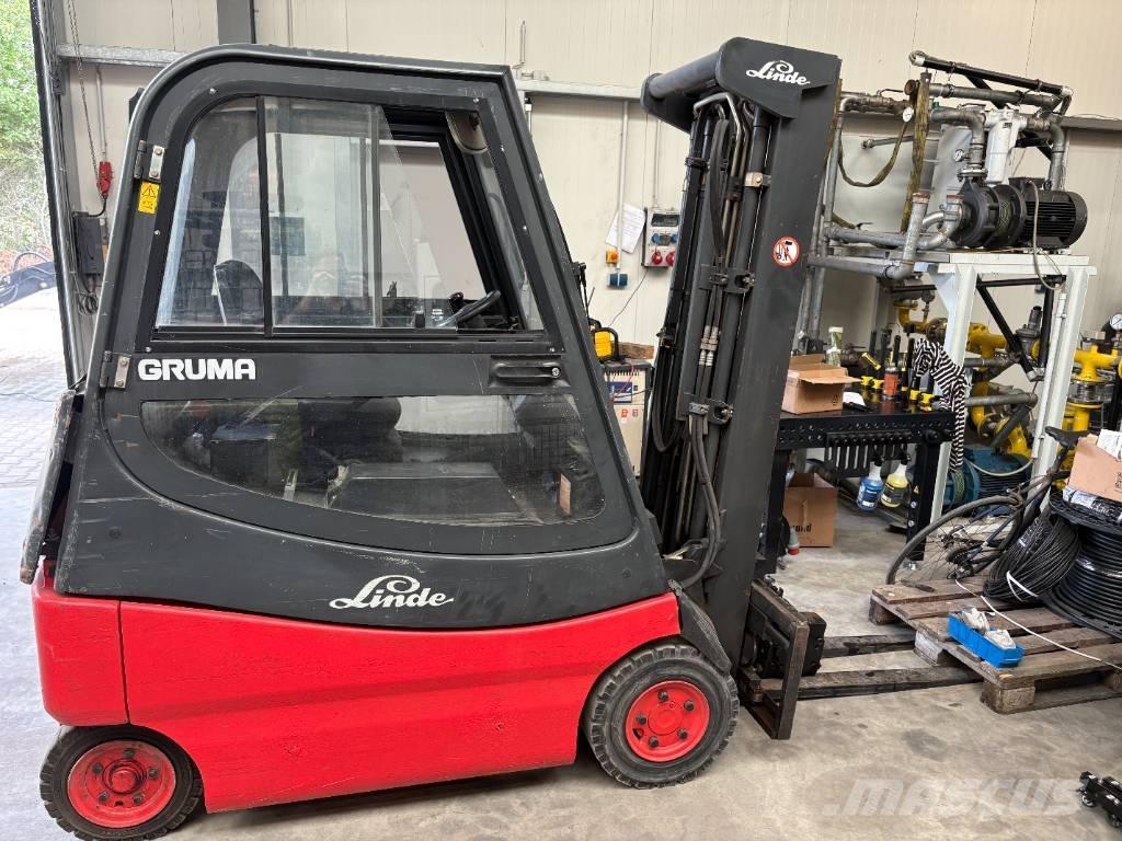 Linde E 20 P-02 شاحنات ذات رافعات شوكية تعمل بالكهرباء