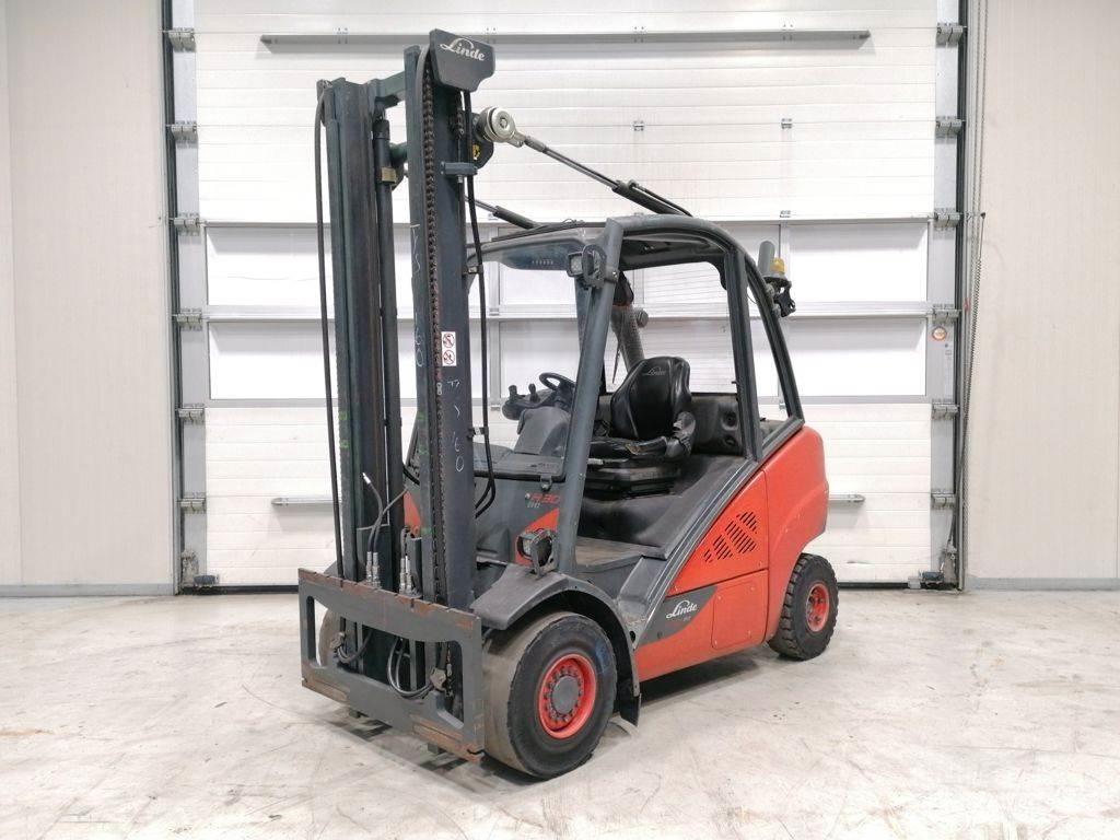 Linde H30D-02 شاحنات الديزل