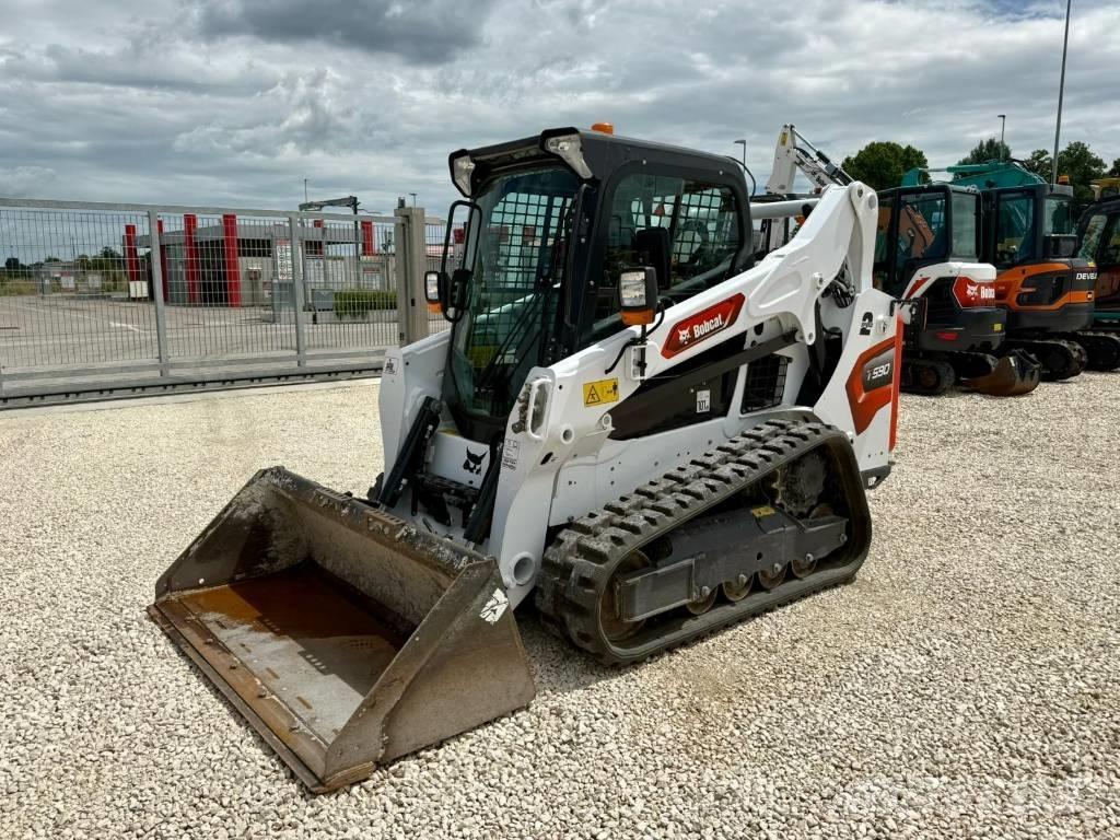 Bobcat T 590 لوادر صغيرة