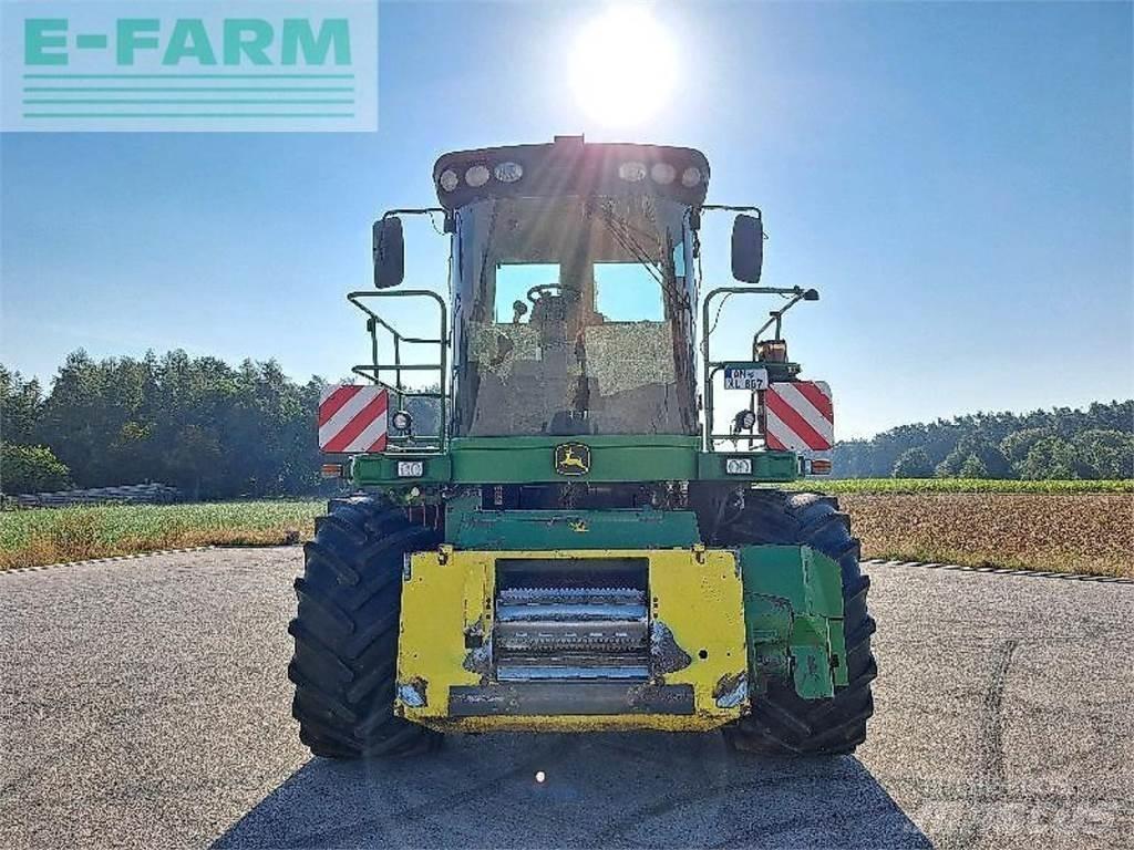 John Deere 7750 علافات ذاتية الدفع