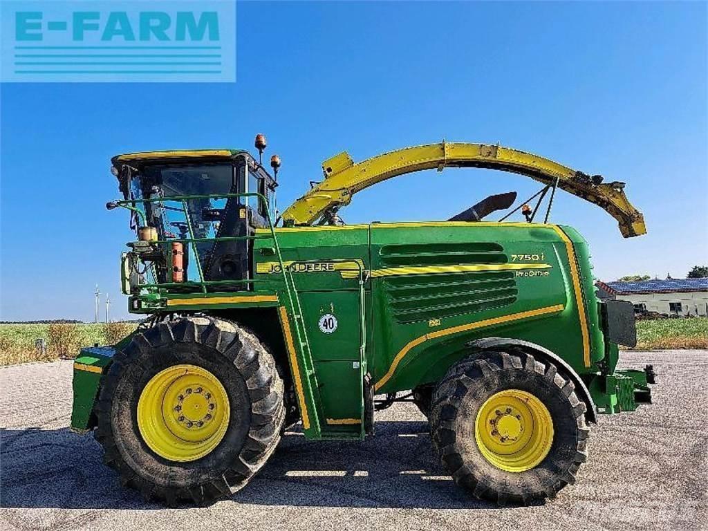 John Deere 7750 علافات ذاتية الدفع