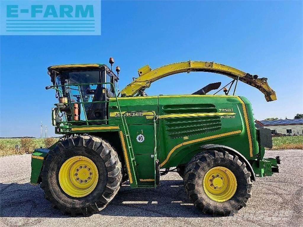 John Deere 7750 علافات ذاتية الدفع