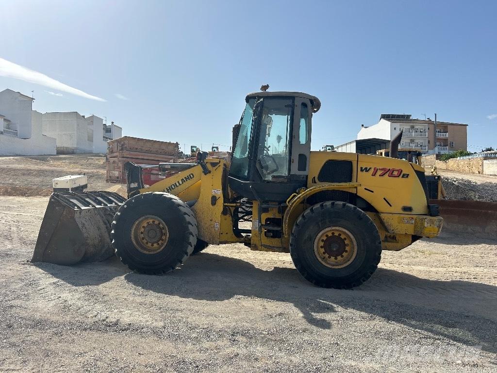 New Holland W 170 B لوادر بعجل