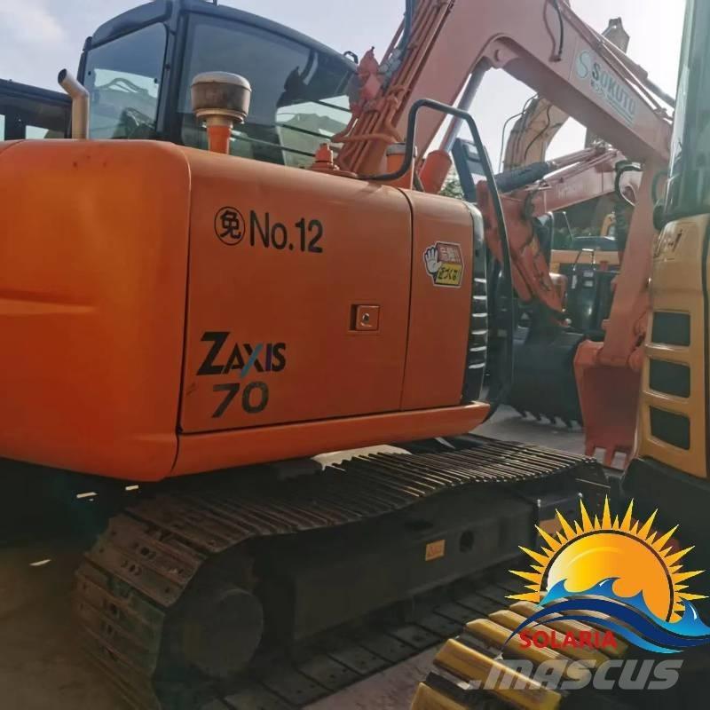 Hitachi ZX 70 حفارات وسط 7 طن - 12 طن