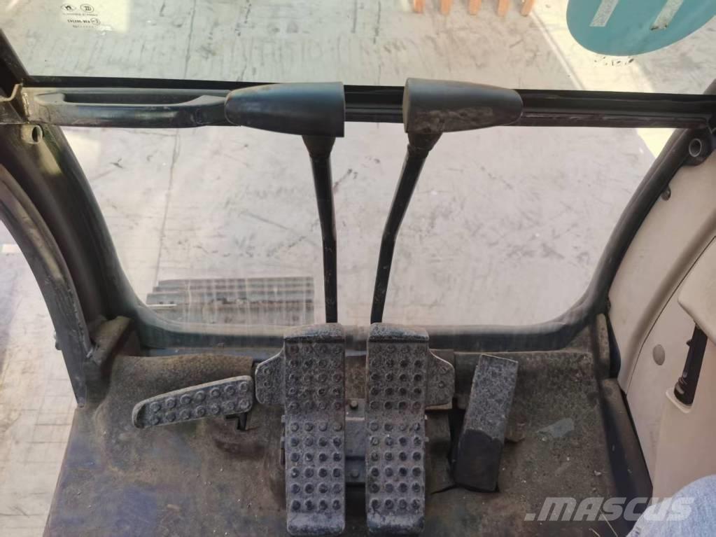 Hitachi ZX 70 حفارات وسط 7 طن - 12 طن