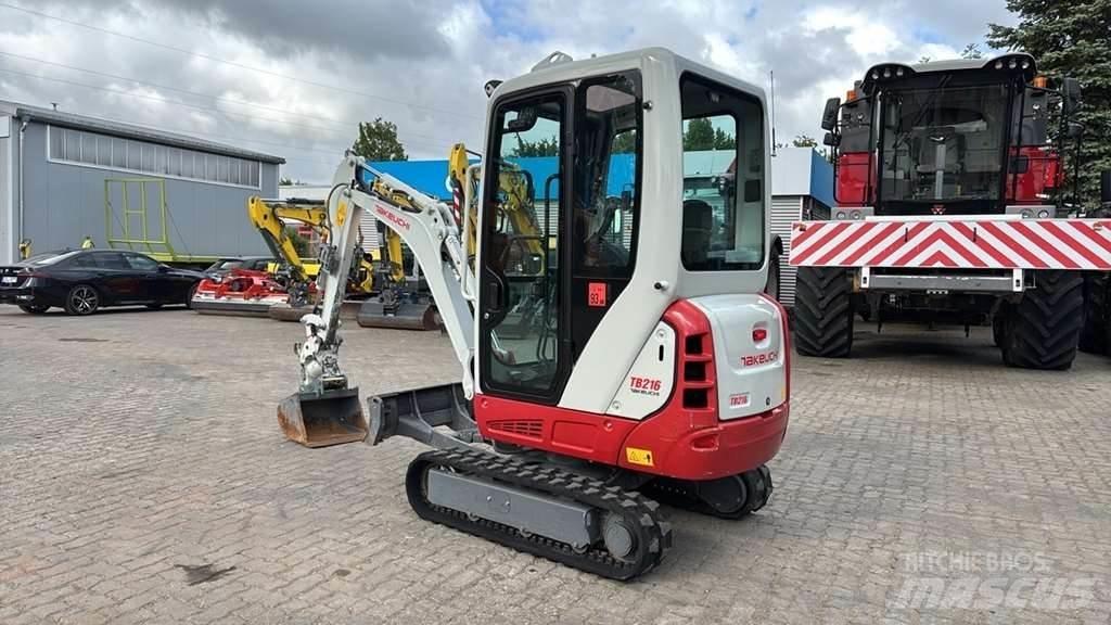 Takeuchi TB216 A حفارات صغيرة أقل من 7 طن (حفارات صغيرة)