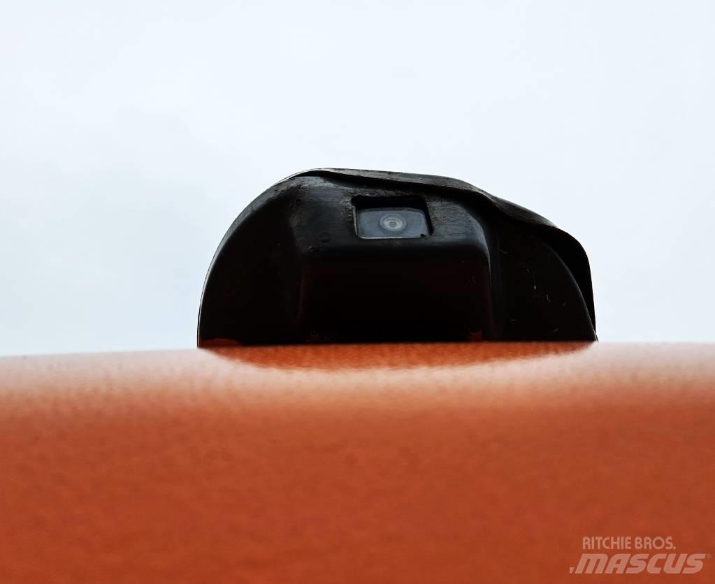 Hitachi ZX 140 W-3 حفارات بعجل