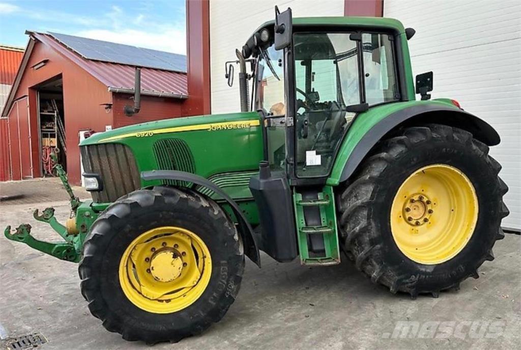 John Deere 6920 الجرارات