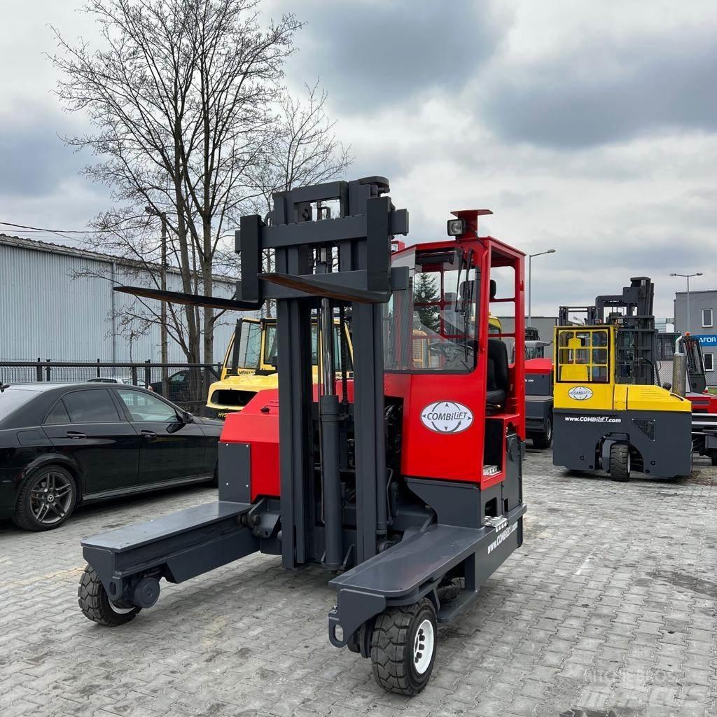 Combilift C4000 شاحنة المناولة رباعية الاتجاهات