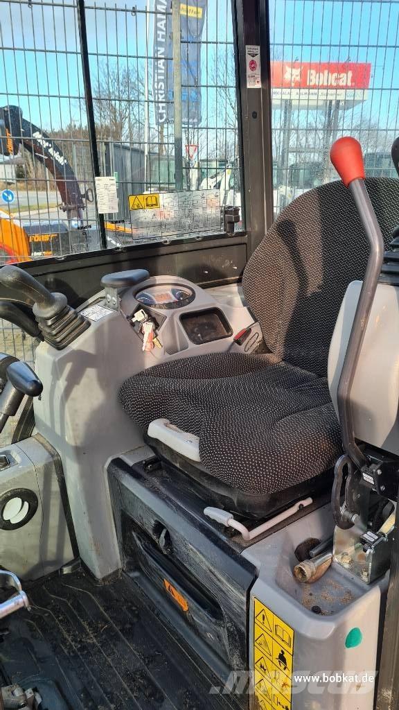 Bobcat E 17 حفارات صغيرة أقل من 7 طن (حفارات صغيرة)