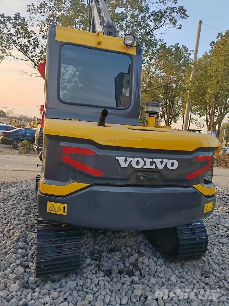 Volvo EC 60 حفارات زحافة