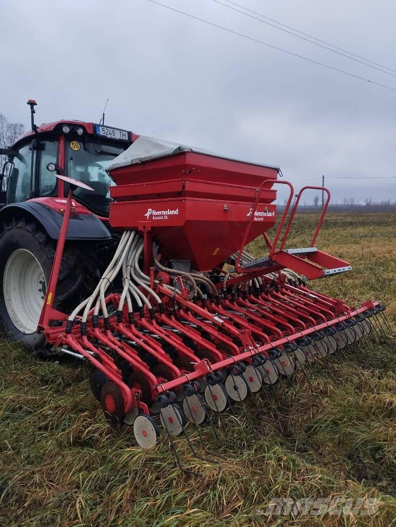 Kverneland Accord DL مثاقيب