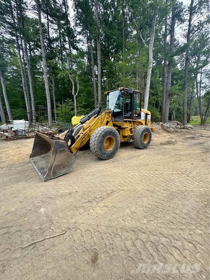 CAT 930 G لوادر بعجل