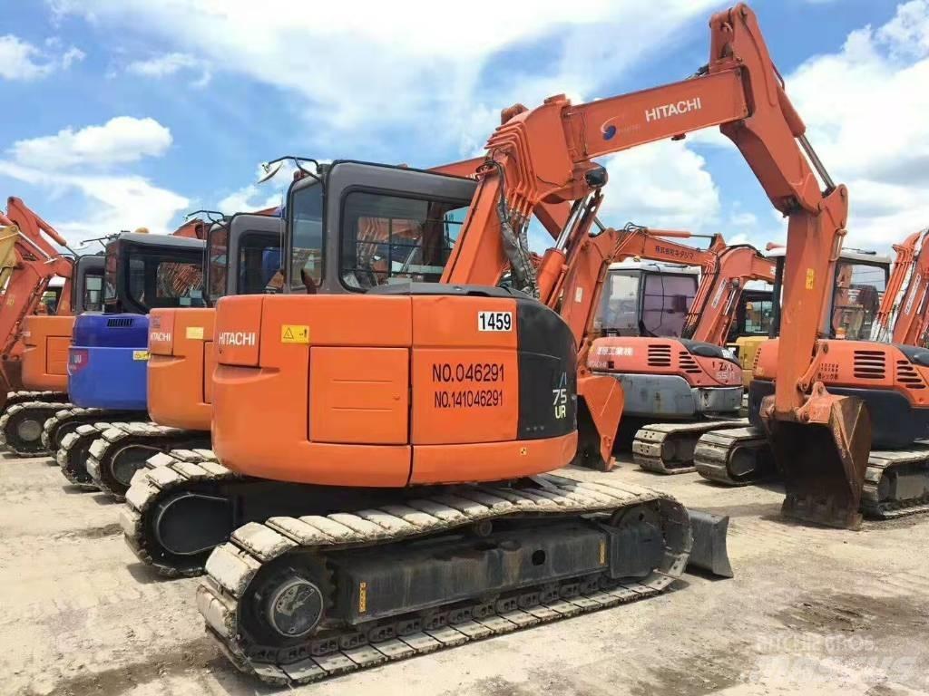 Hitachi ZX75 حفارات زحافة