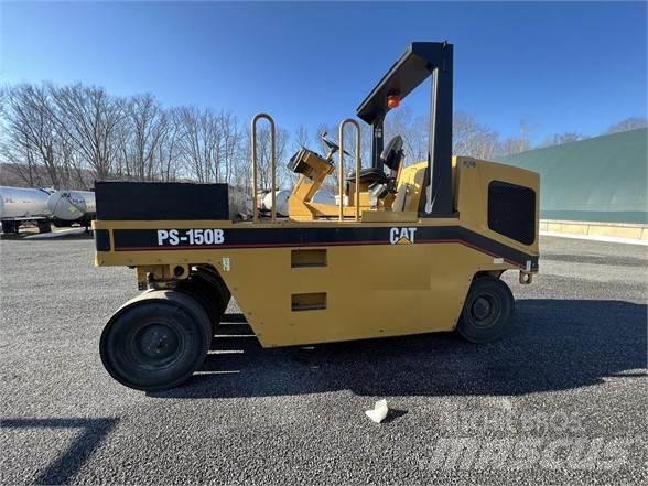 CAT PS-150B مداحل ذات إطارات هوائية