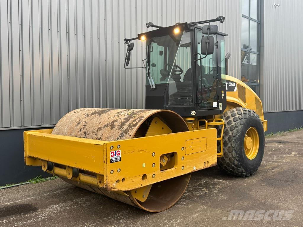 CAT CS64B مداحل أحادية الأسطوانة
