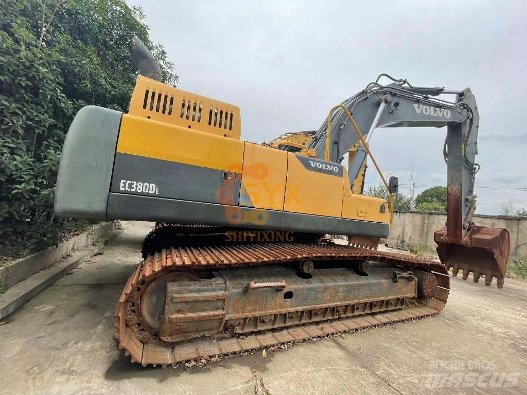 Volvo EC 380 D L حفارات زحافة