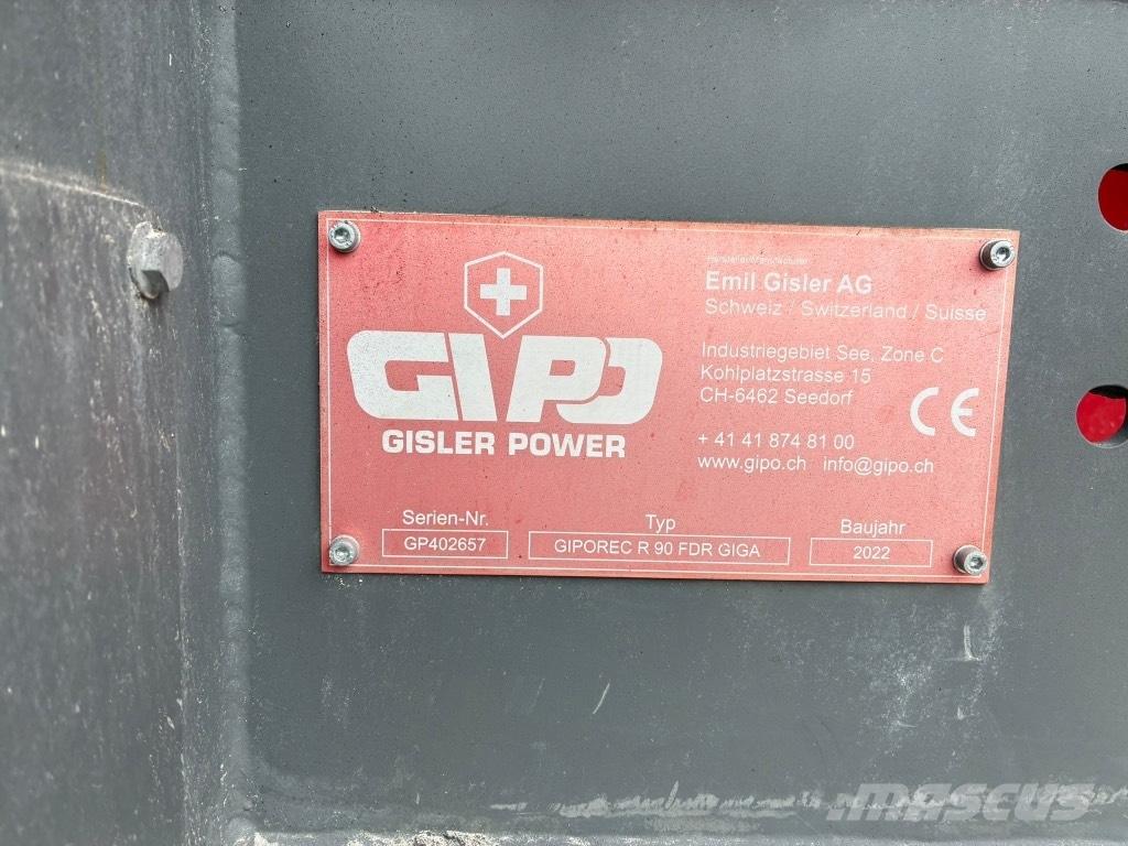 GIPO P090 GIGA الكسارات المتنقلة