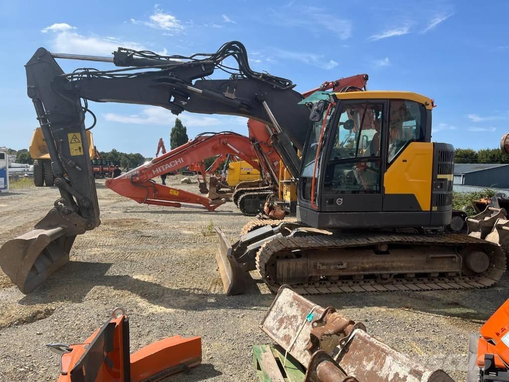 Volvo ECR145EL حفارات زحافة